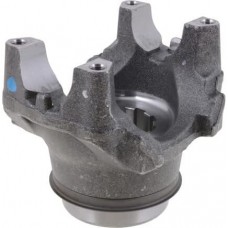 MANUAL TRANSMISSION OUTPUT END YOKE